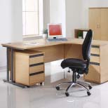 Maestro 25 Ergonomic Desks